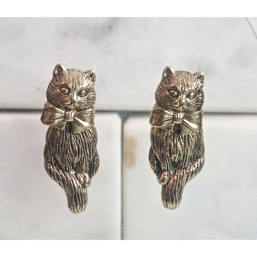 AVON 3D Cat Earrings Front To Back Moveable Gold Tone Kitten Bow Vintage